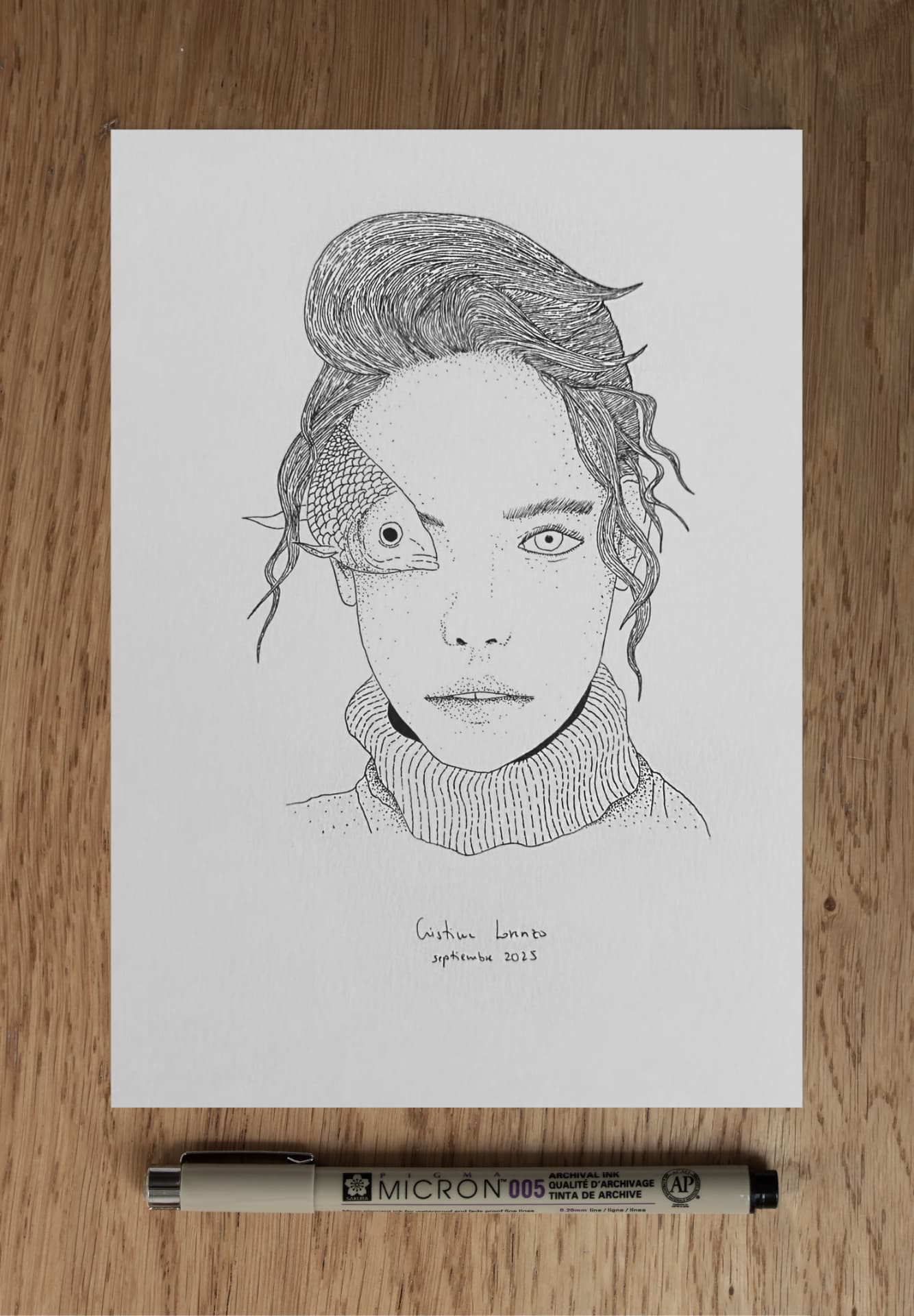 Dibujo original en tinta de un rostro femenino fusionado con un pez.